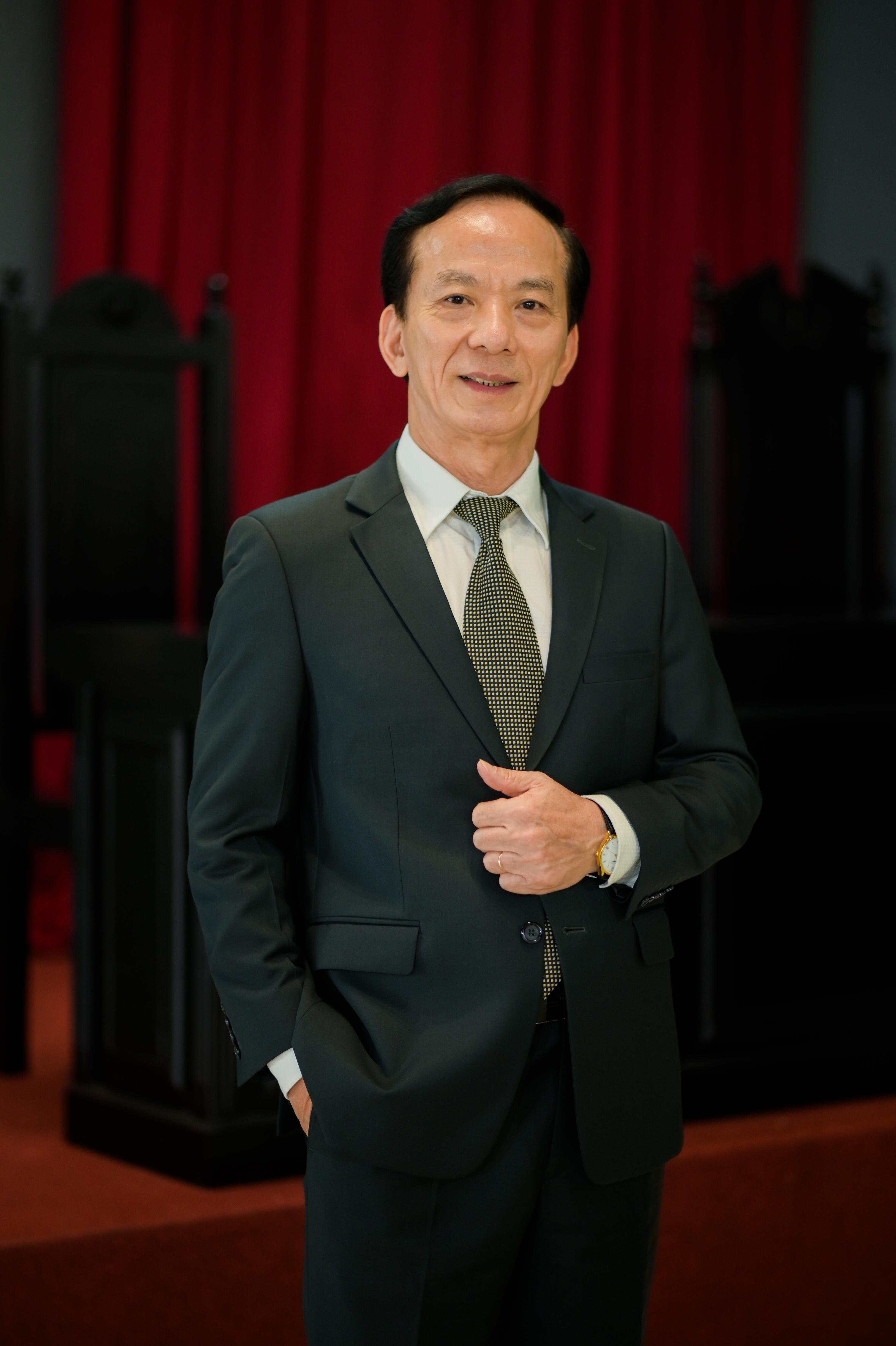 Assoc. Prof. Bui Anh Thuy
